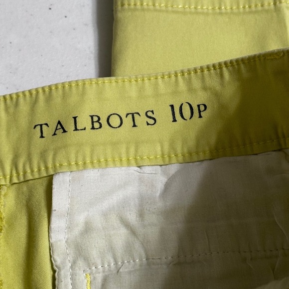 Talbots The Weekend Chino Pants Petite Yellow Green Cotton Blend Flat Front 10P - Picture 2 of 9